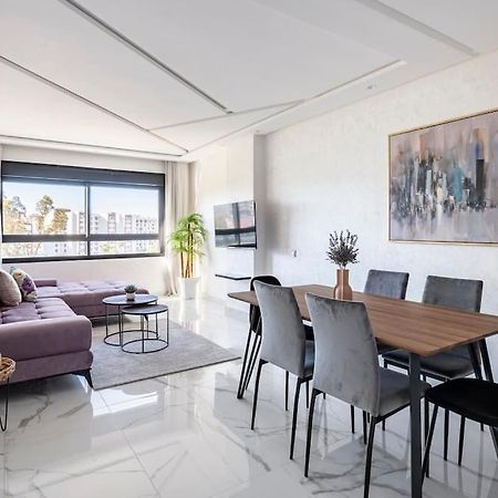 Superb & Sunny 2Br & 2Ba Apt. W/ Seaview, Malabata Tangier Exterior photo