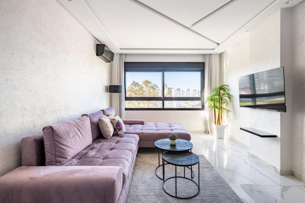 Superb & Sunny 2Br & 2Ba Apt. W/ Seaview, Malabata Tangier Exterior photo